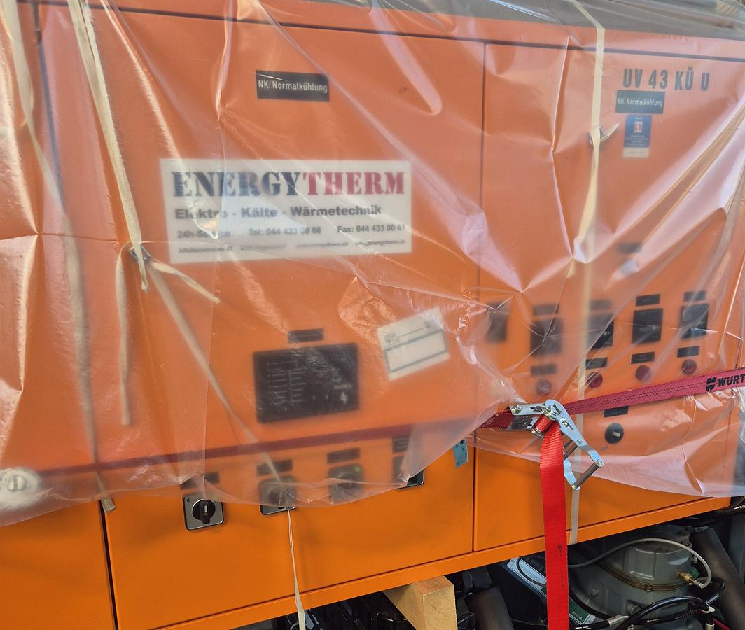 Gebraucht Copeland Kälteanlagen-Einheit besteht aus einem leistungsstarken Copeland-Kompressorverbund D6SA4-100X-EWL