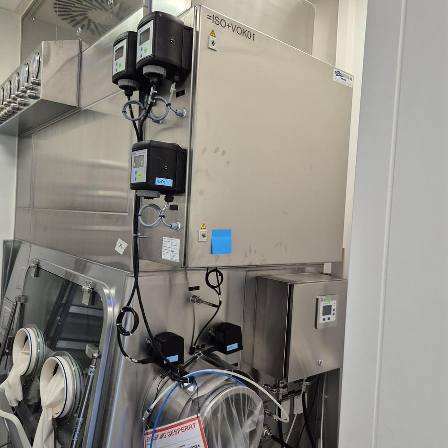 Gebraucht Hermann Waldner Isolator-Anlage mit einem integrierten STERIS VHP 1000ED