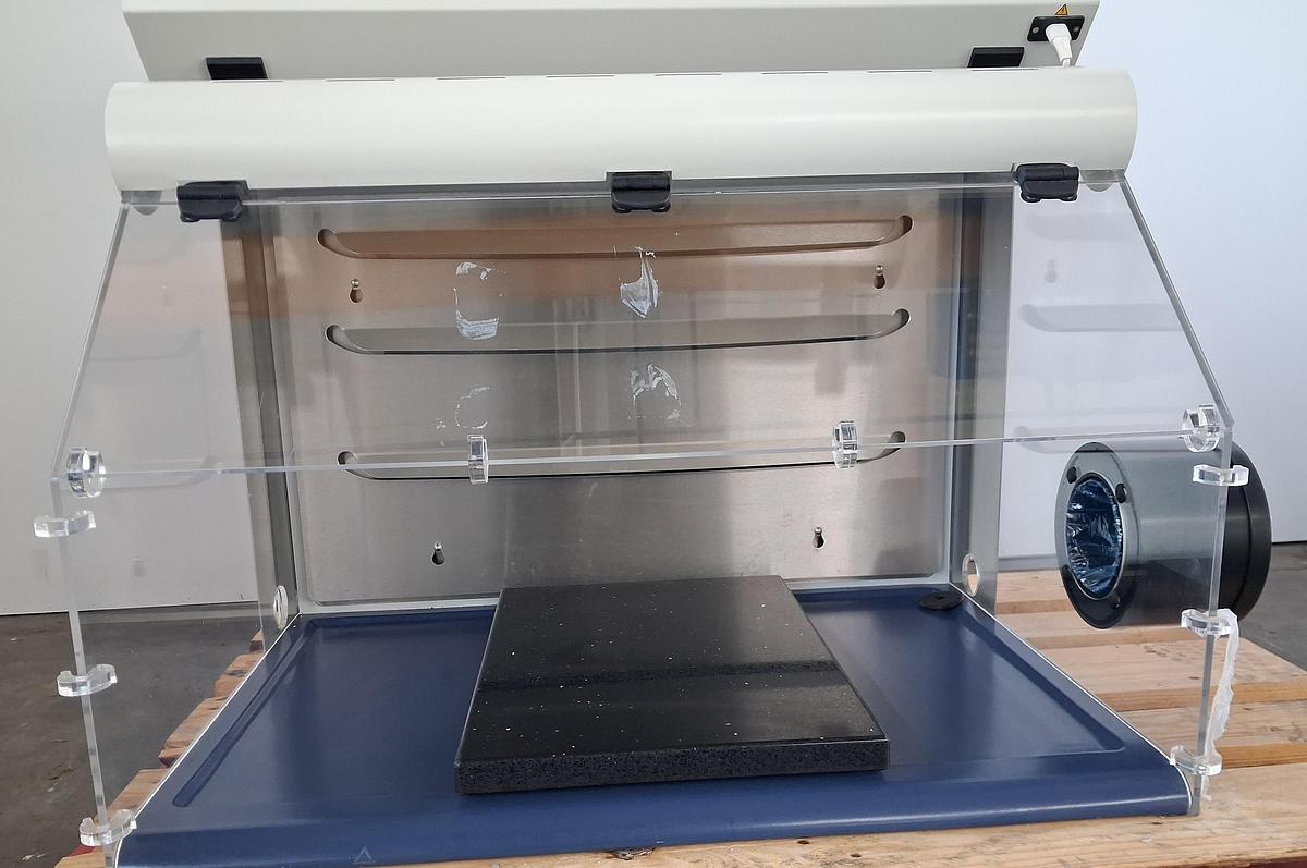 Gebraucht SKAN Skanair Sicherheitswerkbank HFC-S 900