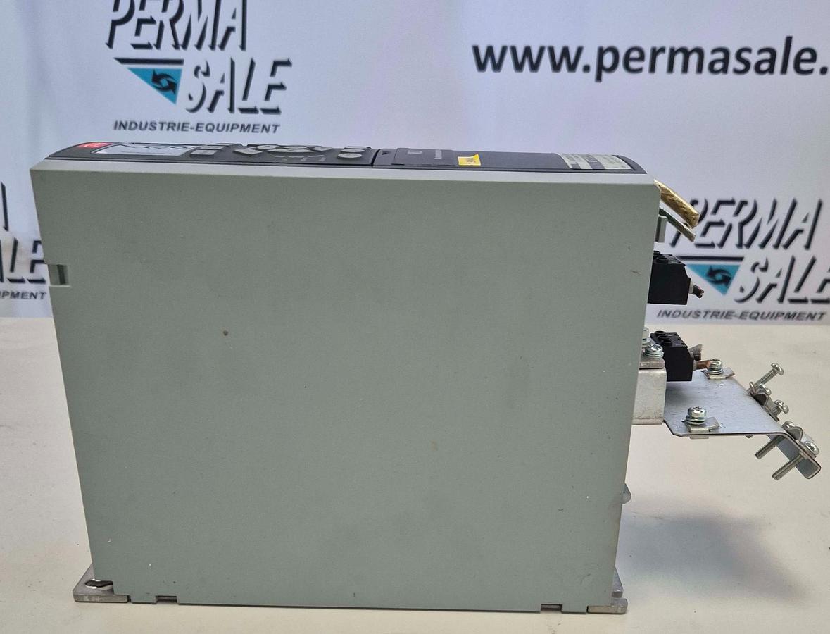 Gebraucht Danfoss Frequenz Umrichter - VLT® AutomationDrive FC-302