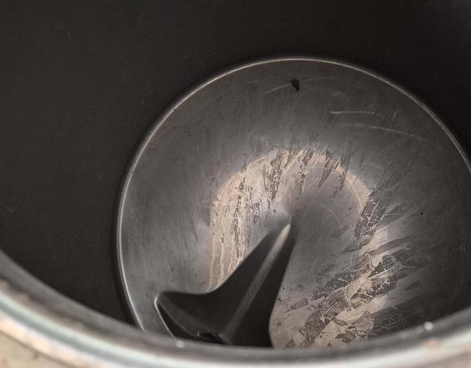 Gebraucht AZZINI Edelstahl-IBC mit 997 Litern Kapazität