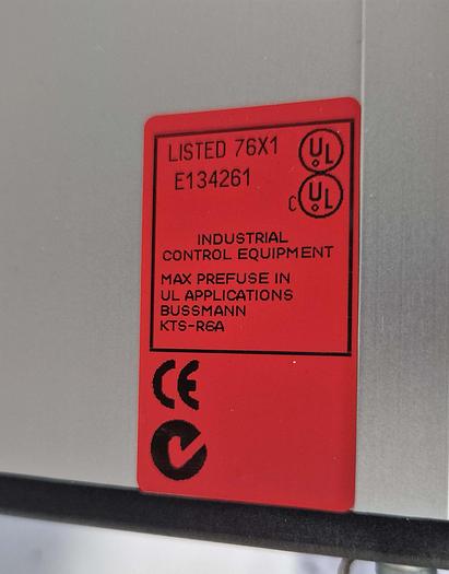 Gebraucht Danfoss Frequenz Umrichter - VLT5001PT5B20STR3DLF00A00