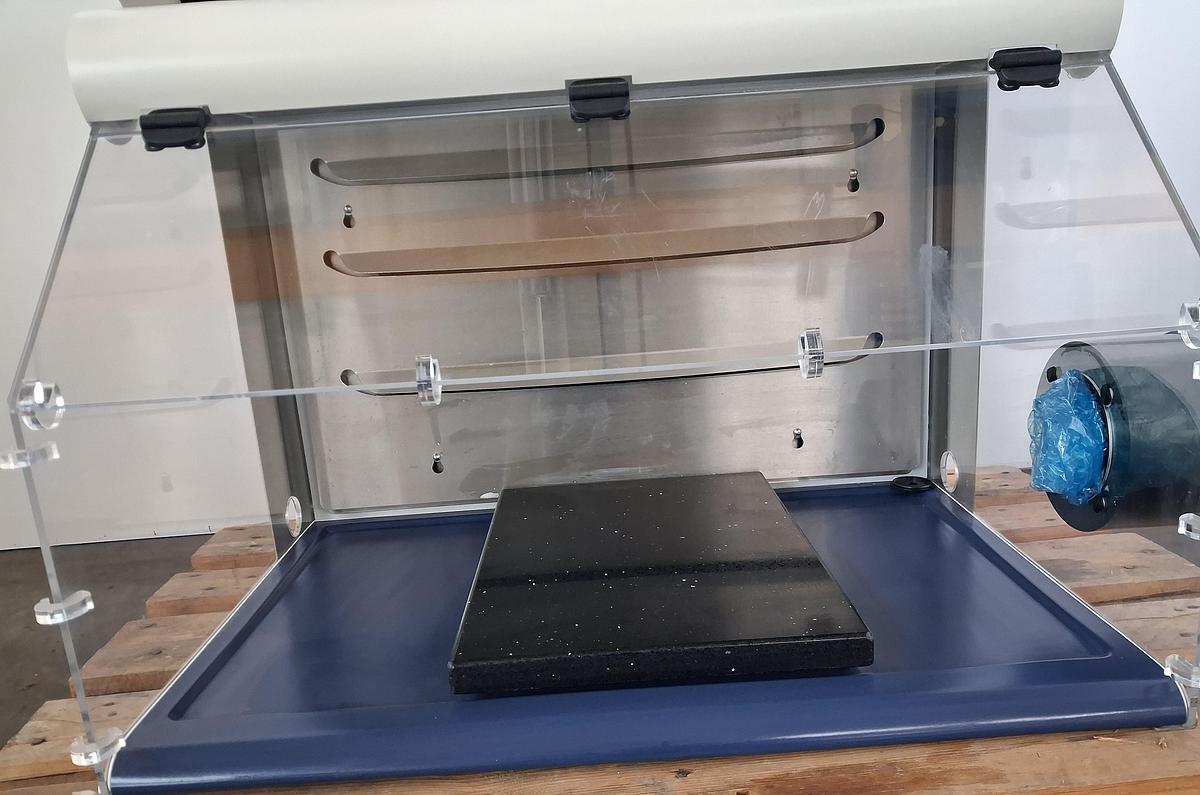 Gebraucht SKAN Skanair Sicherheitswerkbank HFC-S 900