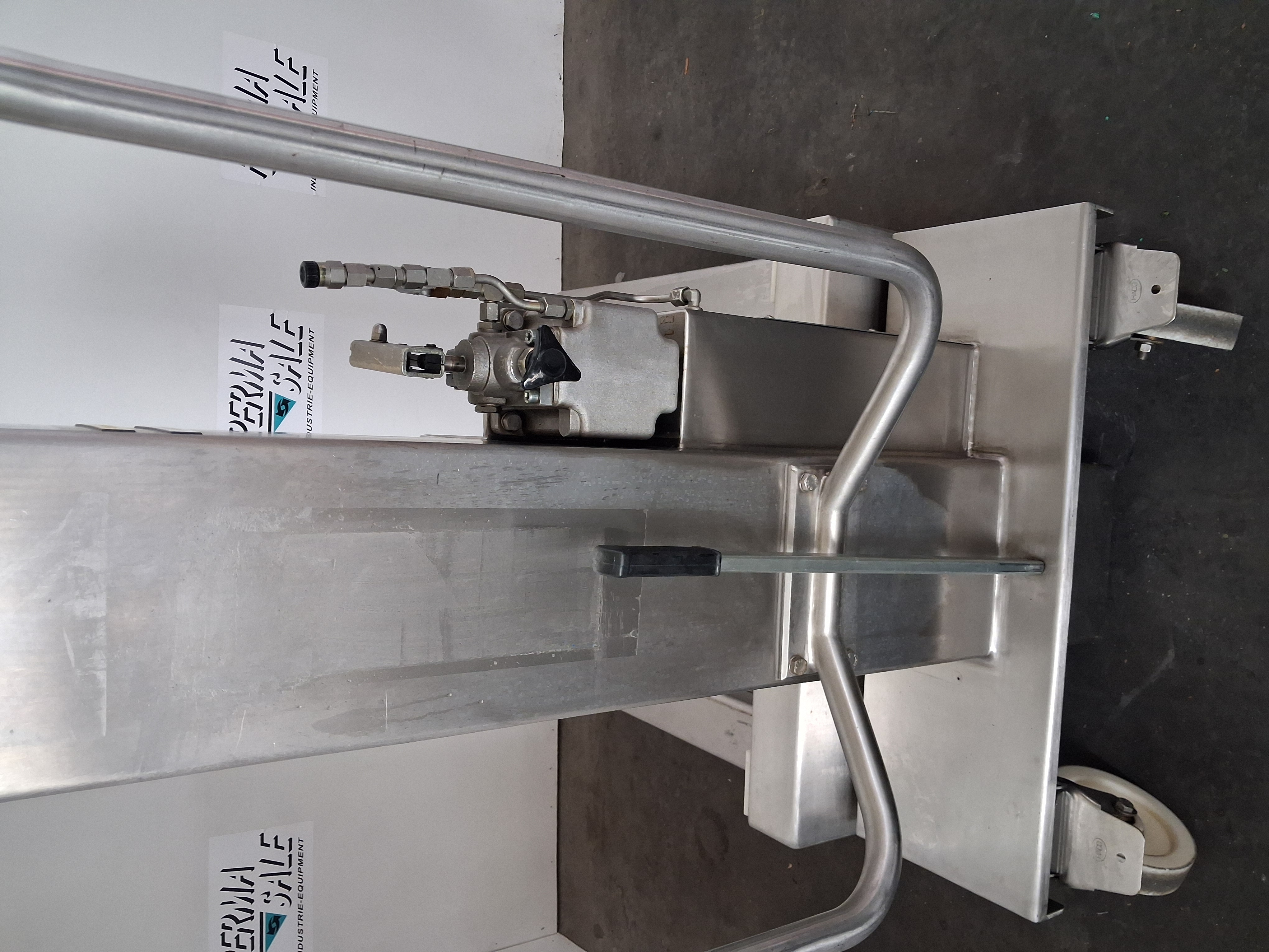 Gebraucht Servo Lift