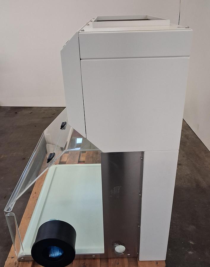 Gebraucht SKAN Skanair Sicherheitswerkbank HFC-S 9000