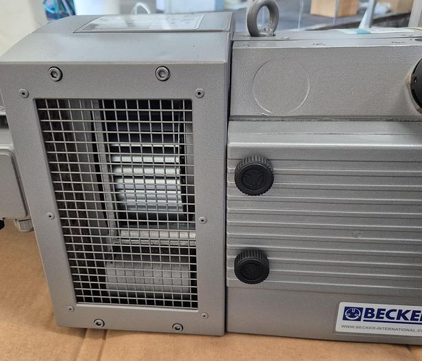 Gebraucht Becker Vakuumpumpe KVT 3.60