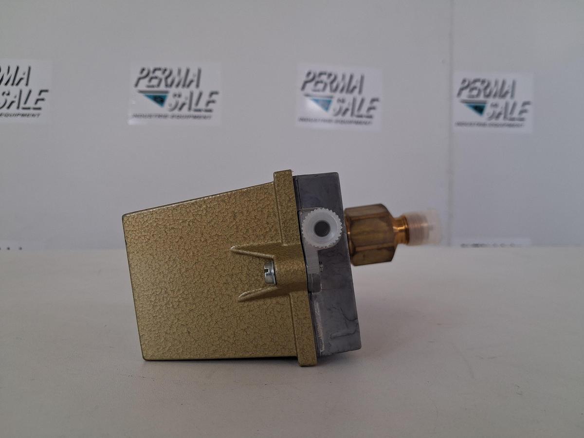 Gebraucht Druckmessumformer / Manostat