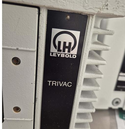 Überholt Trivac Drehschiebervakuumpumpe - TRIVAC D65B