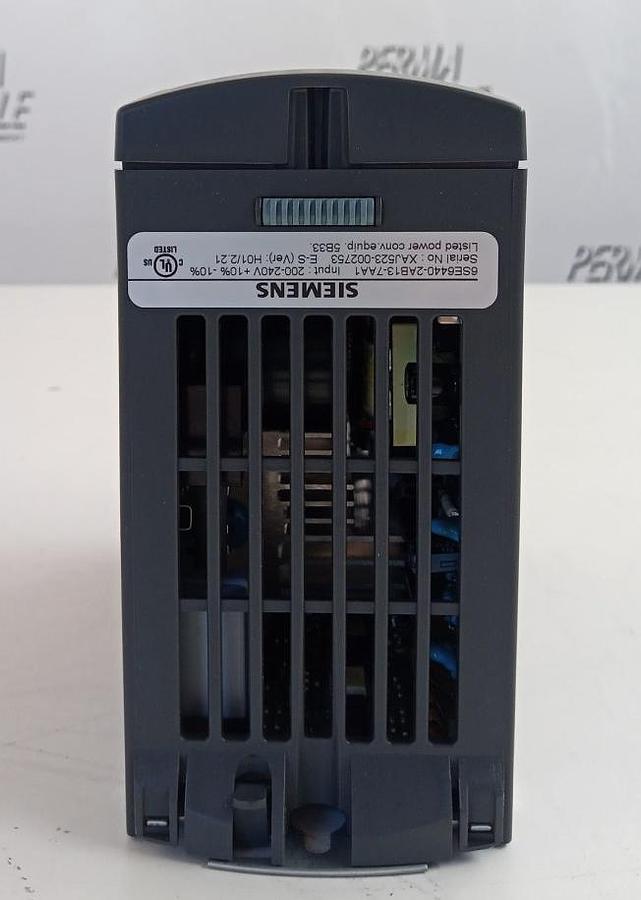 Siemens Micromaster 440 Frequenzumrichter 6SE6440-2AB13-7AA1