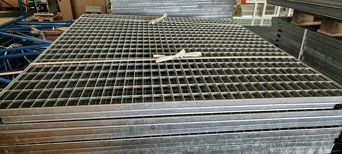 Gebraucht Paletten Schwerlastregal Gitterrost Einlegeböden