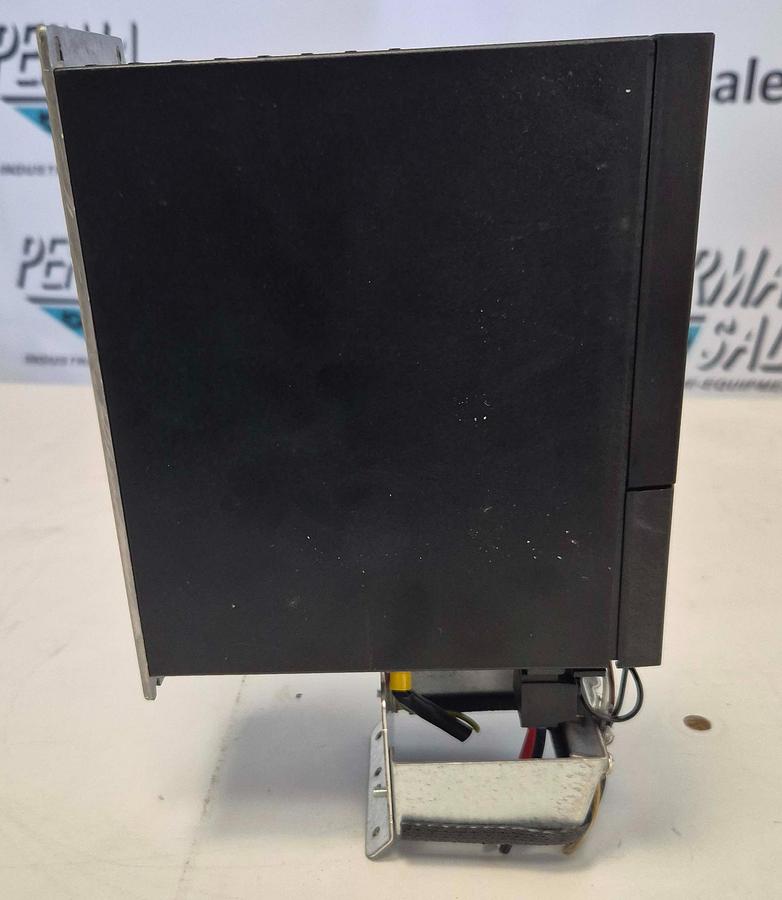 Gebraucht Danfoss Frequenz Umrichter - VLT2807PT4B20STR1DBF12A00C0