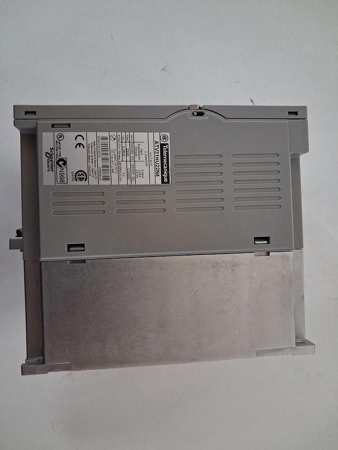 Gebraucht ATV31HU22N4