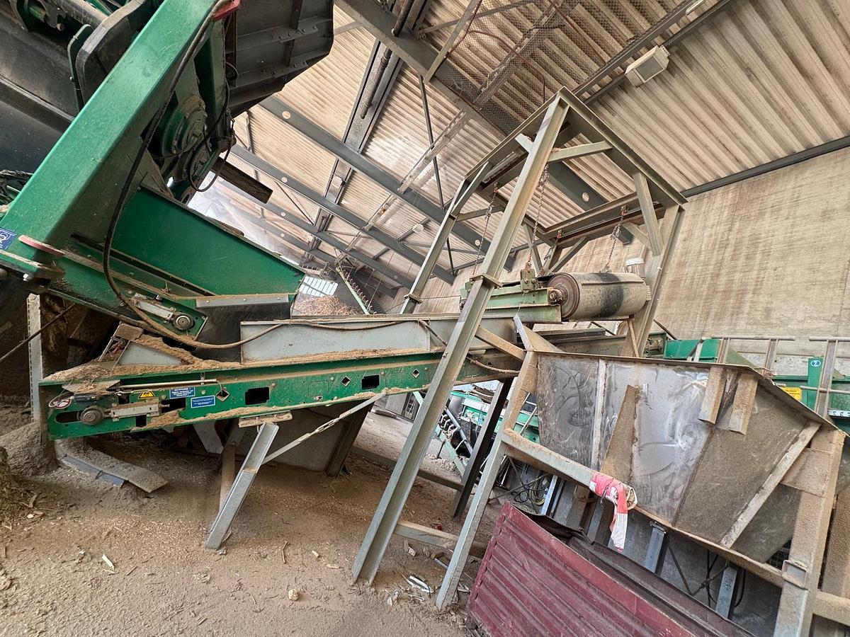 Gebraucht Komptech Zwei-Wellen-Zerkleinerer CRAMBO 5200 direct