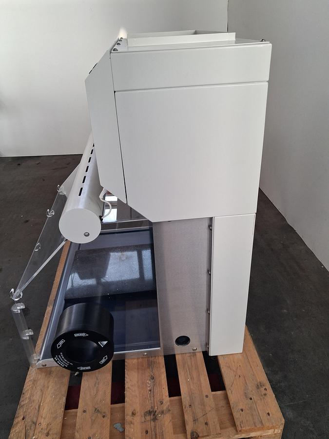 Gebraucht SKAN Skanair Sicherheitswerkbank HFC-S 900