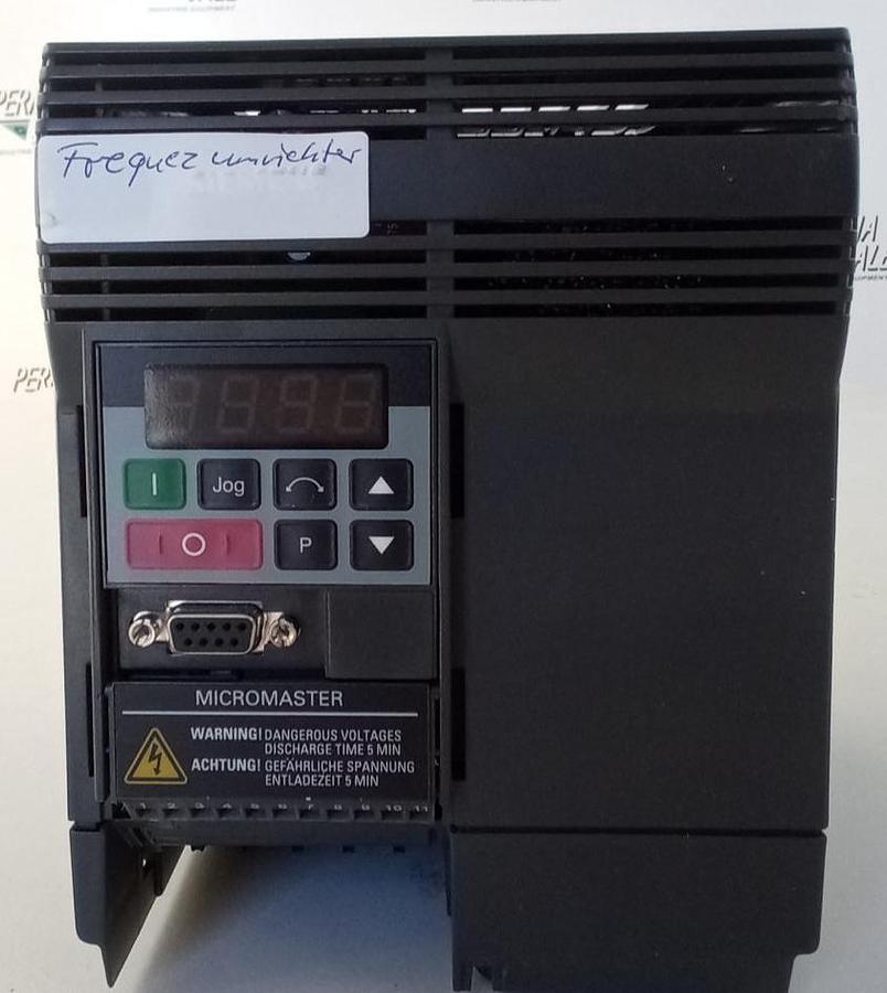 Gebraucht Siemens Micromaster Frequenzumrichter 6SE9215-8DB40