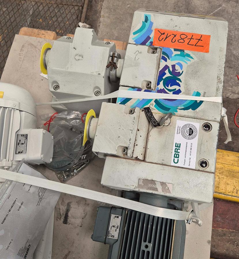 Überholt Trivac Drehschiebervakuumpumpe - TRIVAC D65B