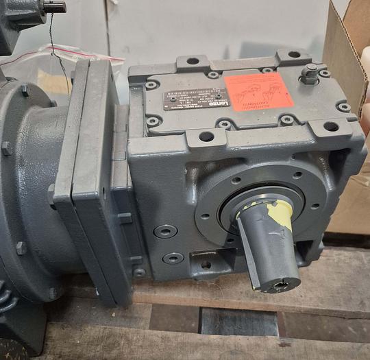 Used Lenze Getriebemotor GSS05-2D VBR 090-XX