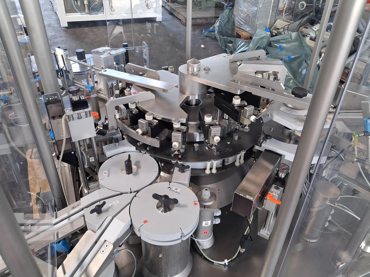 Gebraucht Inova Pharma Systems