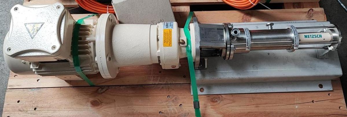 Gebraucht Netzsch Exzenterschneckenpumpe NM005BH06S12F mit Motor