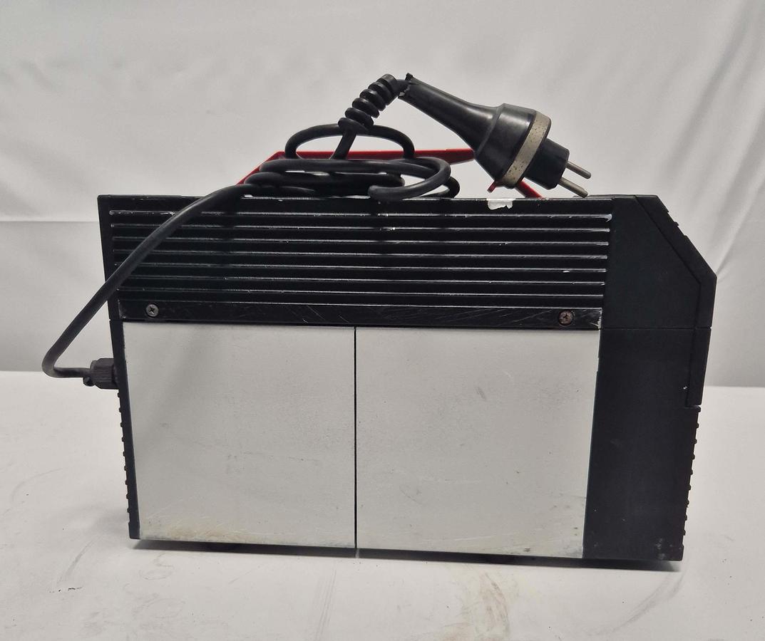 Gebraucht Leybold AG Vacuumpumpe Divac 2,4 L