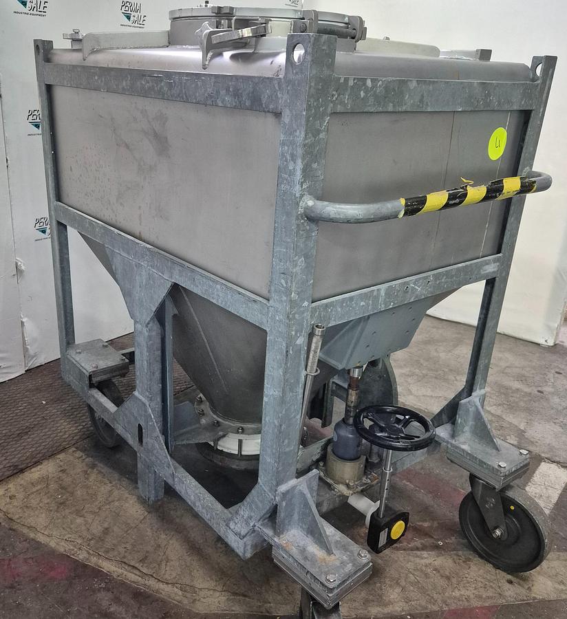 Used 1978 Stöcklin IBC-Behälter (Halar-beschichtet, verzinkter Rahmen) 670 ltr.