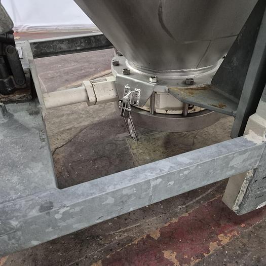 Used 1984 Stöcklin AG IBC-Behälter mit Halar-Beschichtung 630 ltr.