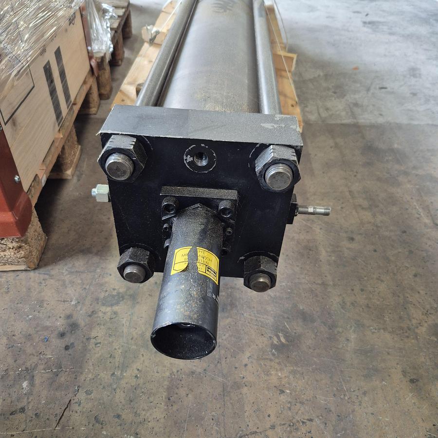 Parker Fluidpower Hydraulikzylinder mit integriertem Wegmesssystem 