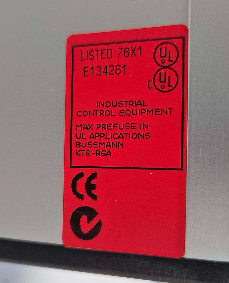 Gebraucht Danfoss Frequenz Umrichter - VLT5001PT5B20STR3DLF00A00