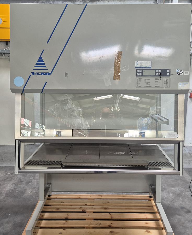 Gebraucht Holten, Jouan Nordic A/S Sicherheitswerkbank der Klasse II S2010 1.2 EN SG 1LN