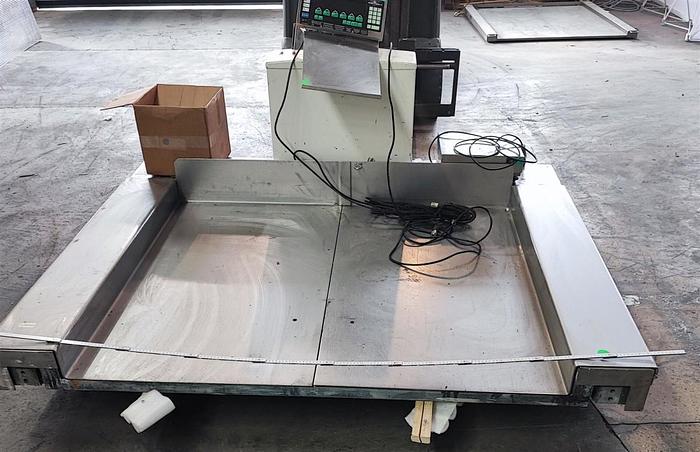 Gebraucht Mettler Toledo Bodenwaage KN1500G-4 bis 1500 Kg mit ID7xx Waage