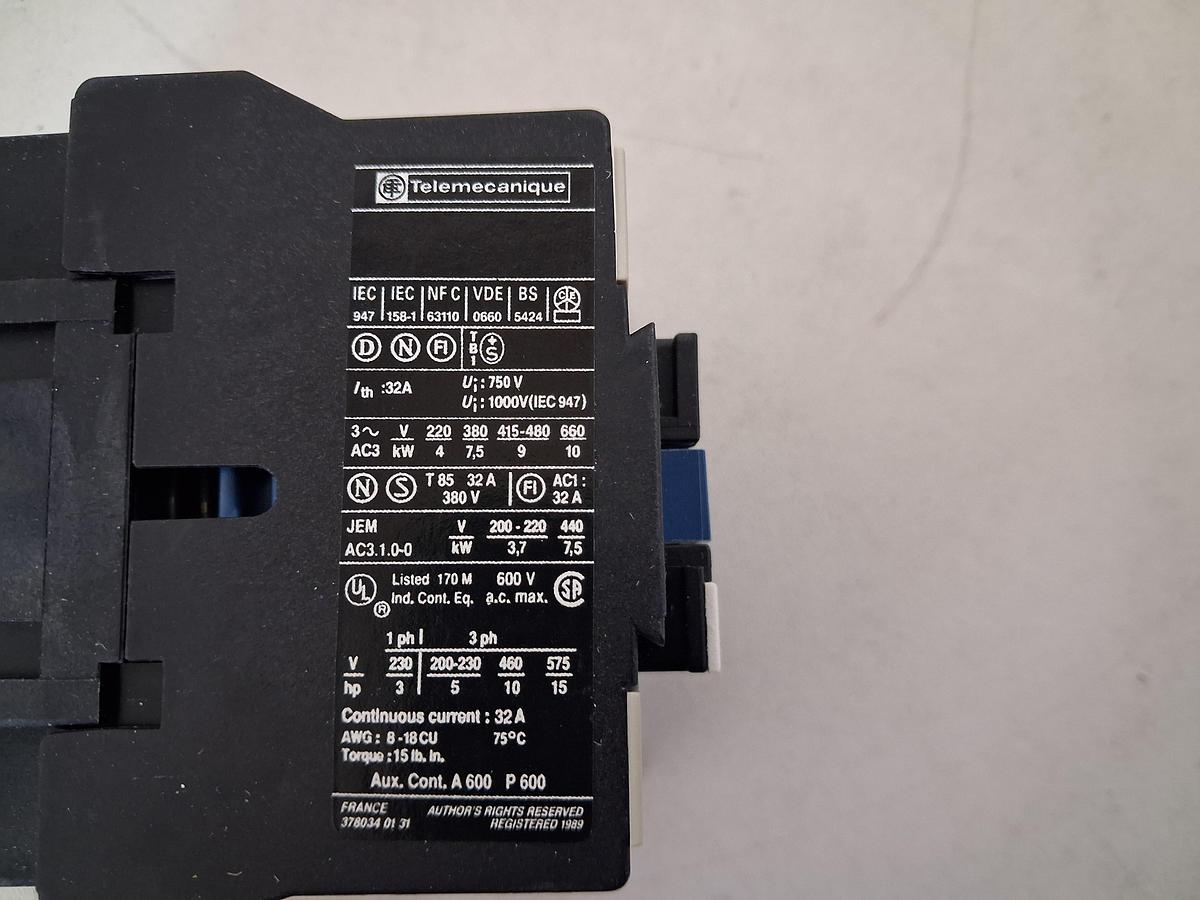 Gebraucht LC1D1810M7