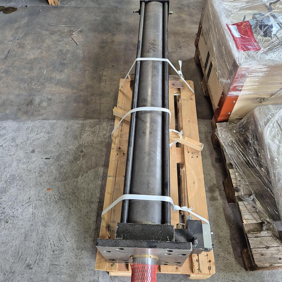 Parker Fluidpower Hydraulikzylinder mit integriertem Wegmesssystem 