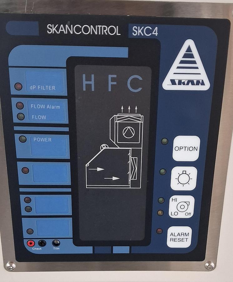 Gebraucht SKAN Skanair Sicherheitswerkbank HFC-S 900