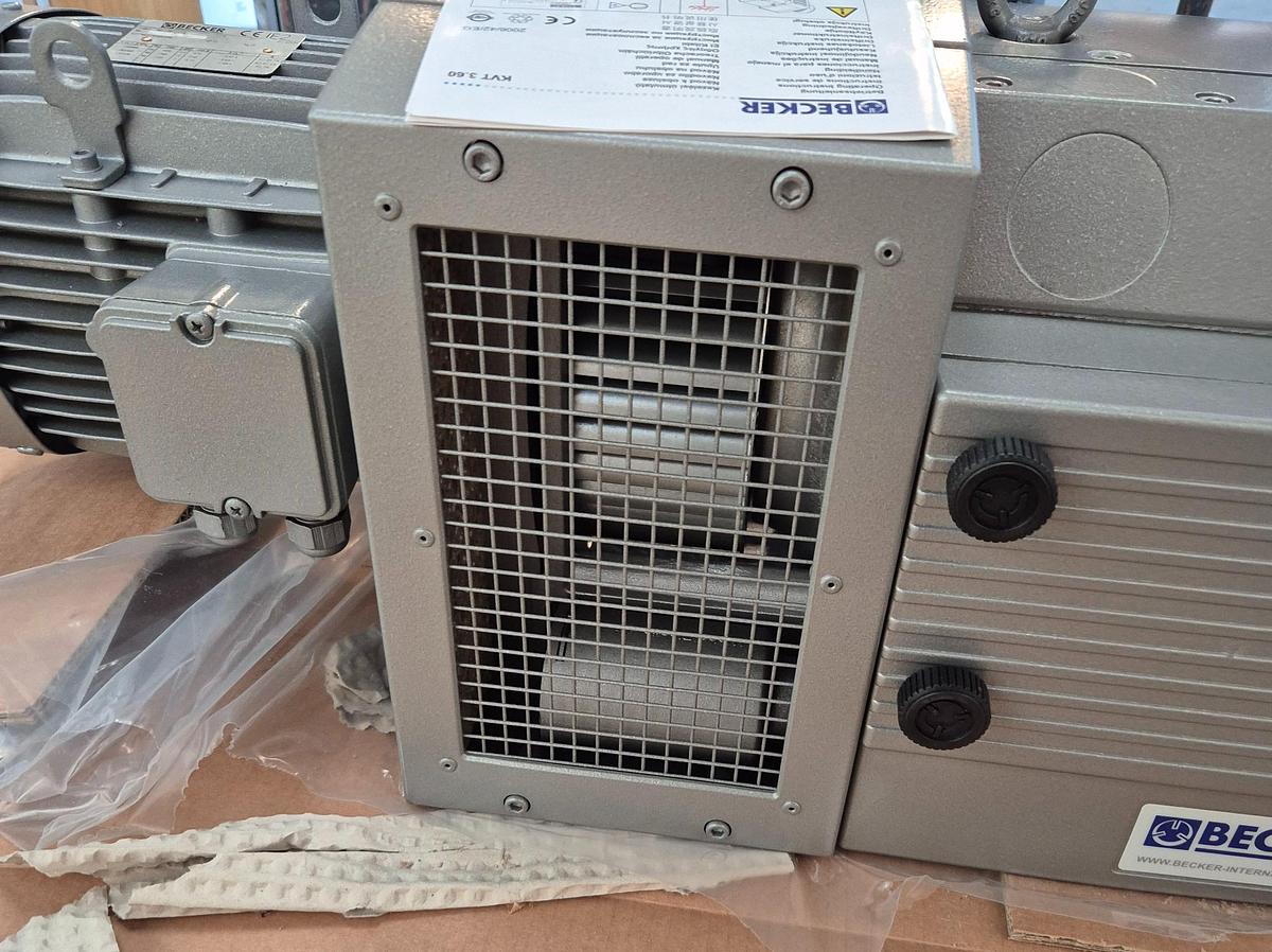 Becker Drehschieber-Vakuumpumpe KVT 3.60