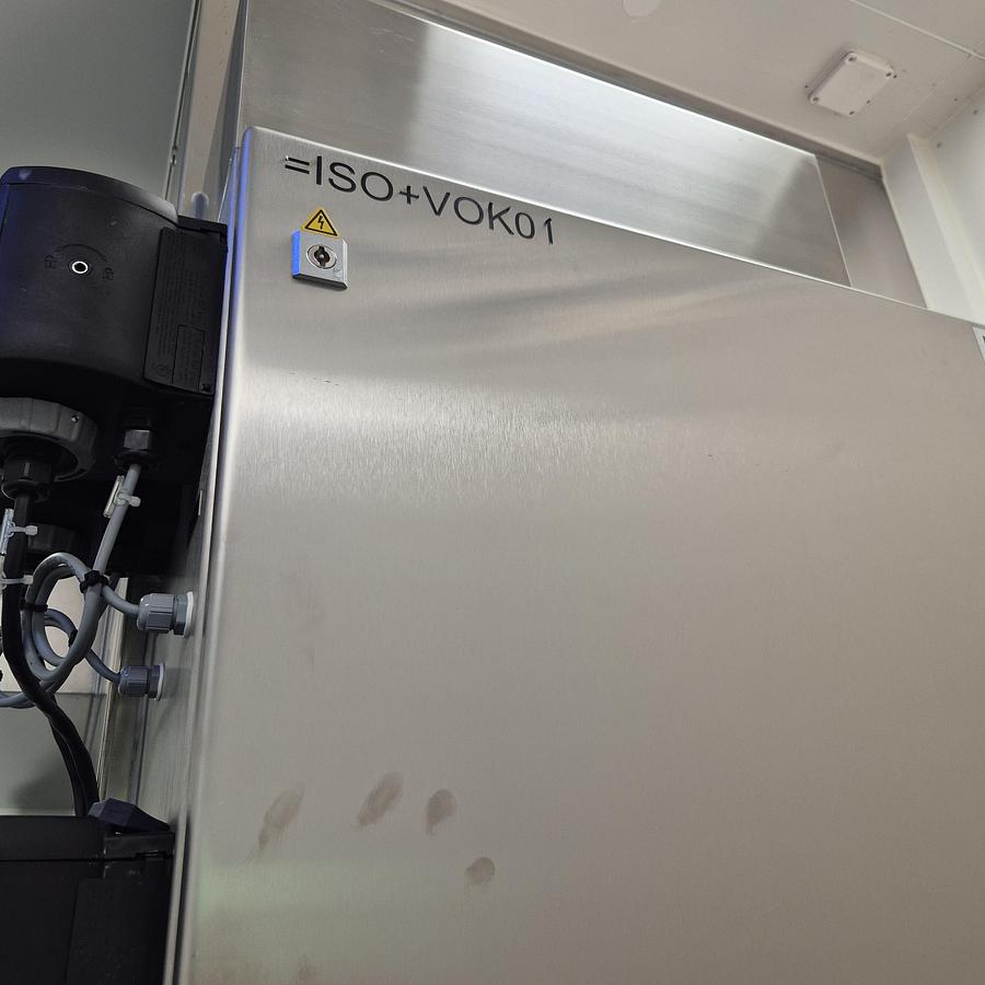 Gebraucht Hermann Waldner Isolator-Anlage mit einem integrierten STERIS VHP 1000ED