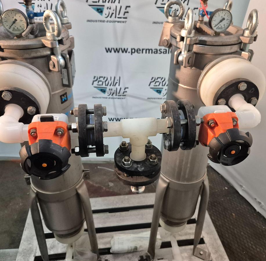 Gebraucht Hayward Doppelfiltergehäuse Modell SBF-0102-AD10-050D