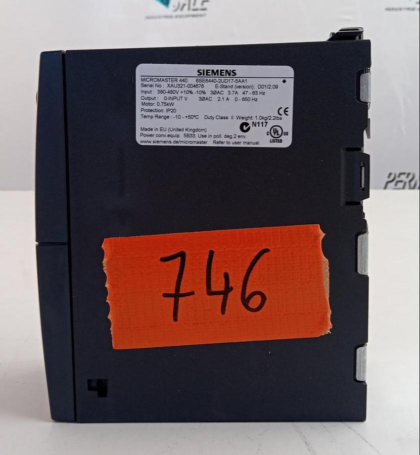Siemens Micromaster 440 Frequenzumrichter 6SE6440-2UD17-5AA1