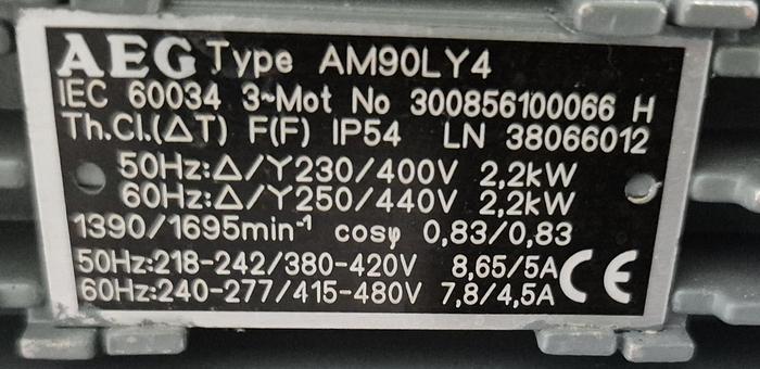 Gebraucht Leybold Trivac Drehschiebervakuumpumpe Station D65B