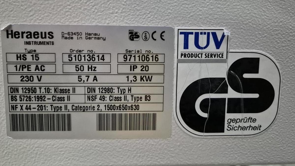 Gebraucht Heraeus Herasafe Sicherheitswerkbank HS 15 Klasse 2
