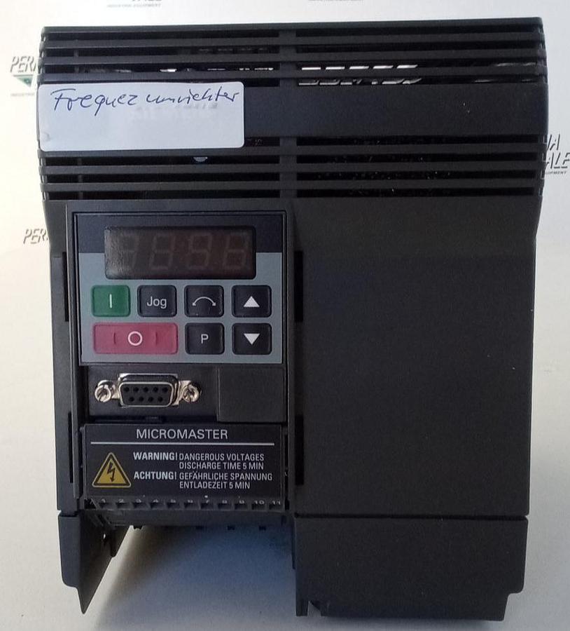 Gebraucht Siemens Micromaster Frequenzumrichter 6SE9215-8DB40