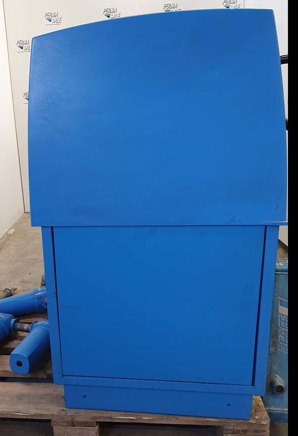 Gebraucht Compair Schraubenkompressor L18