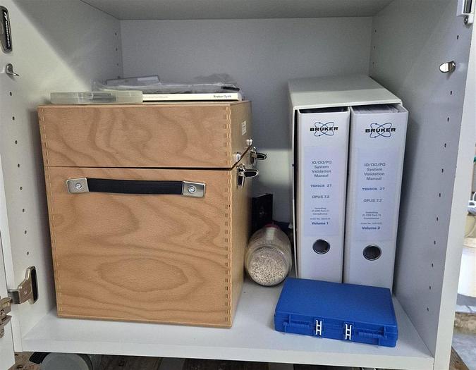 Gebraucht Bruker Tensor 27 Fourier-Transform-Infrarot (FT-IR) Spektrometer