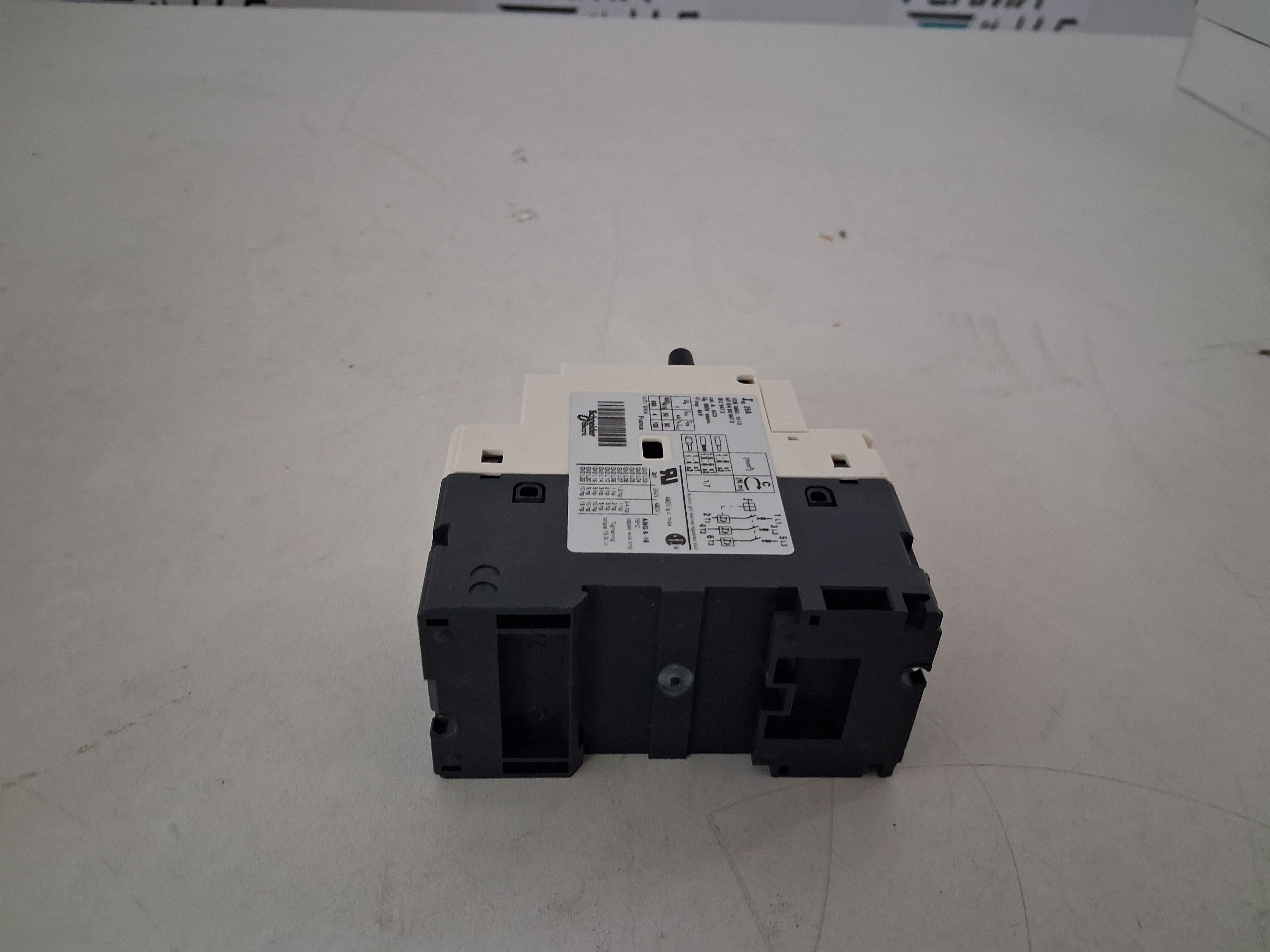 Gebraucht Magnetic circuit breaker