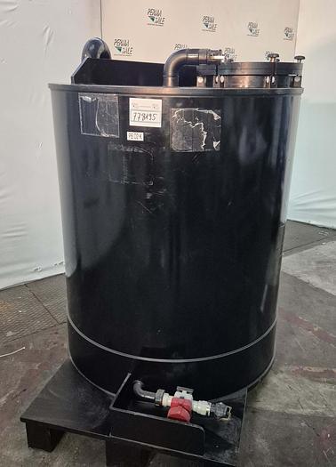 Gebraucht PE Vorlagebehälter 1000 ltr