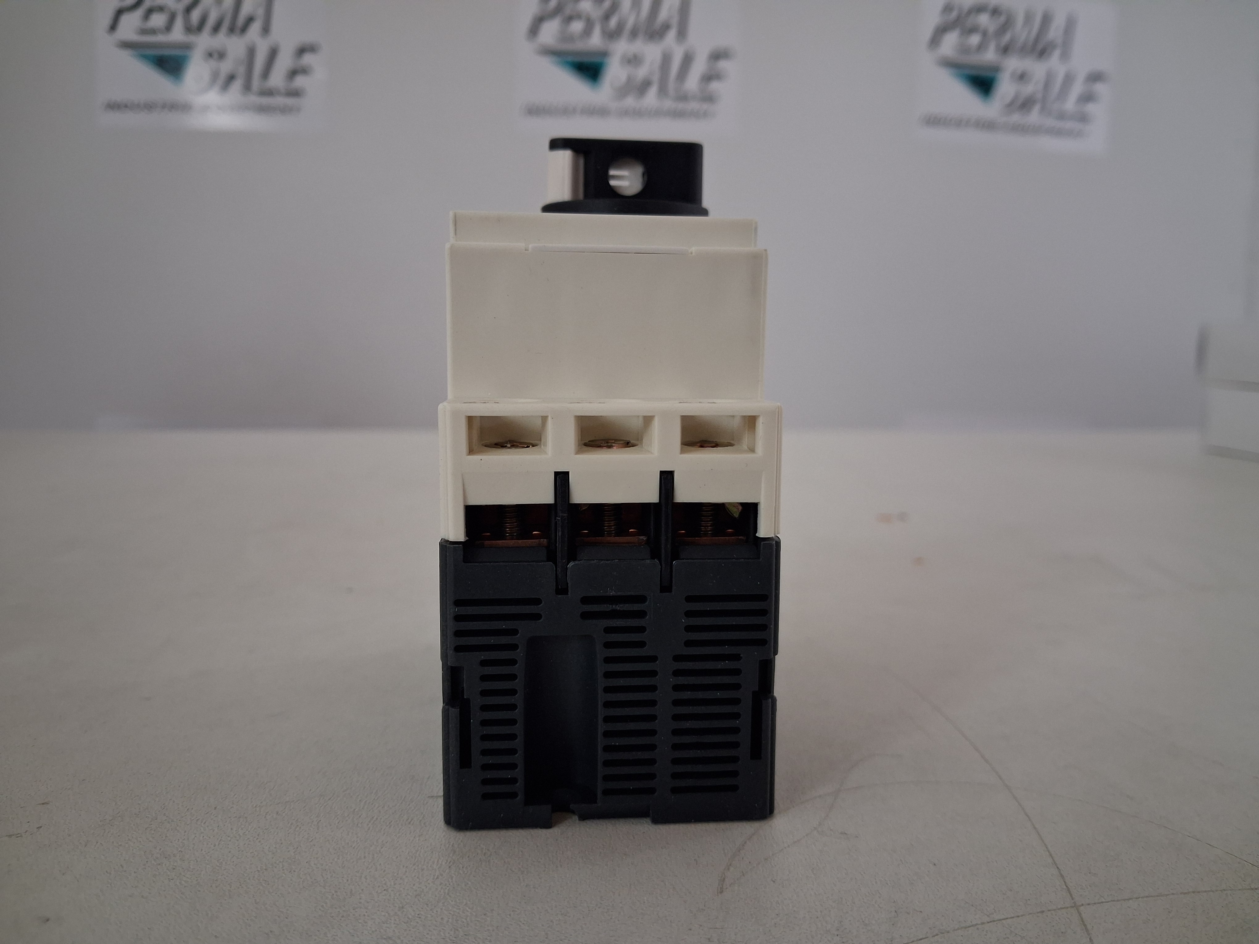 Gebraucht Magnetic circuit breaker