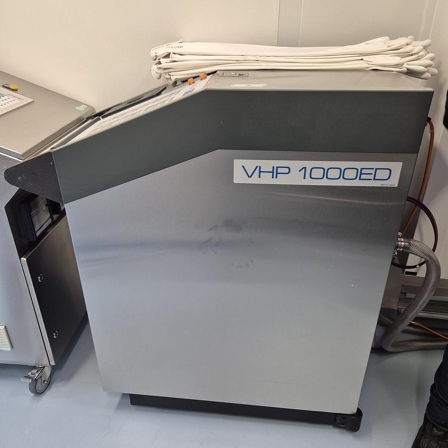 Gebraucht Hermann Waldner Isolator-Anlage mit einem integrierten STERIS VHP 1000ED