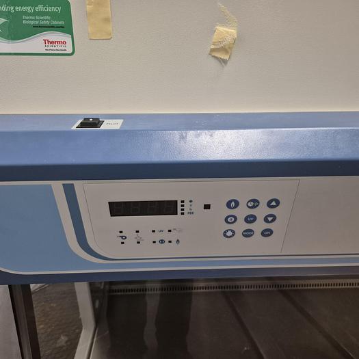 Gebraucht Thermo Scientific Workstation SAFE 2020 / S2020 1.8