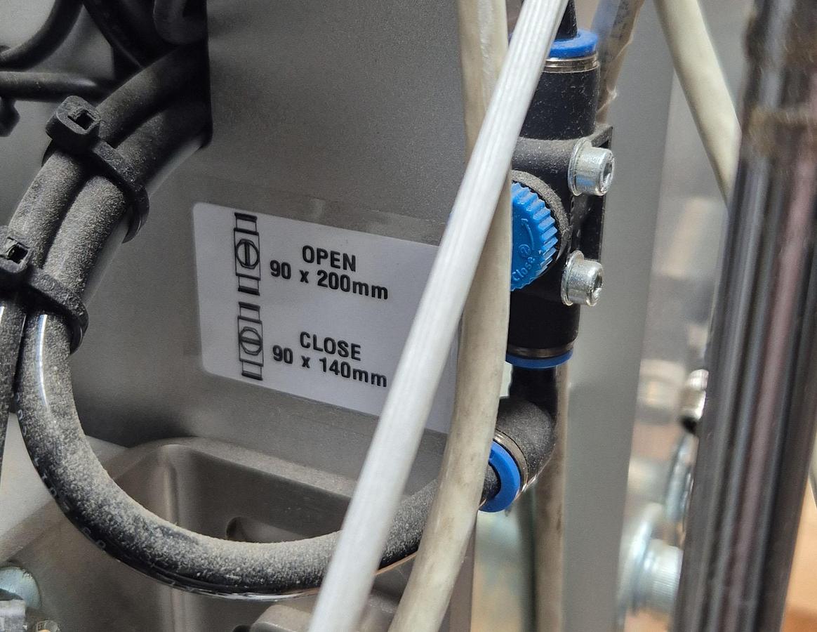 Gebraucht Bluhm Systeme Etikettiermaschine RH Legi-Air 4050