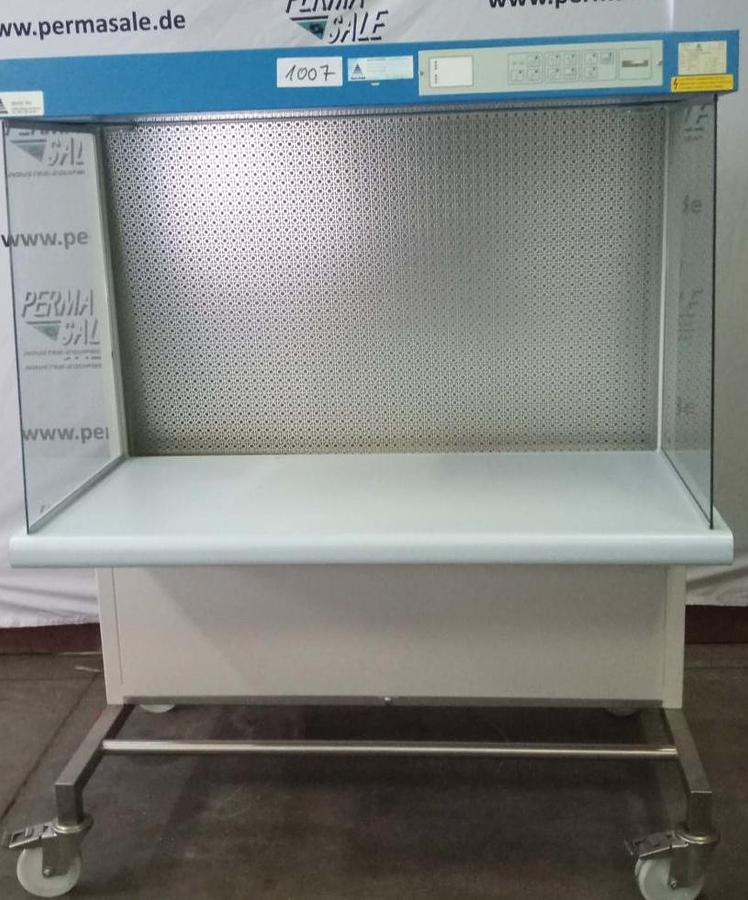 Gebraucht Skan Workstation Laminarflow-Anlage HFX180BF