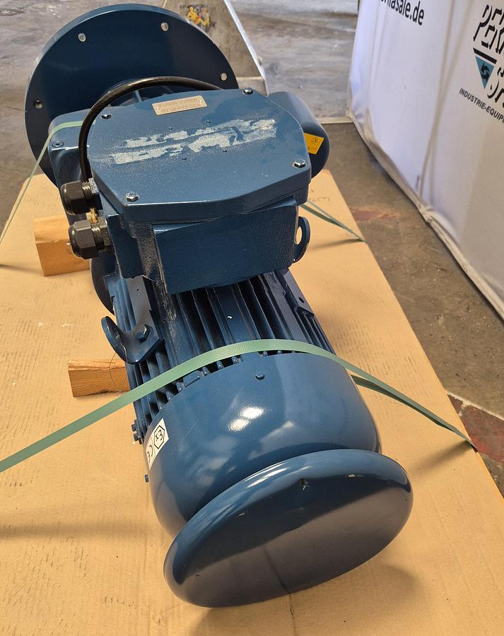 Getriebebau Nord Getriebe mit VEM Motor